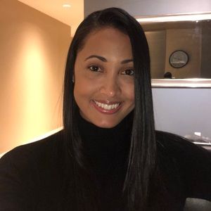 Meet your Posher, Deborah